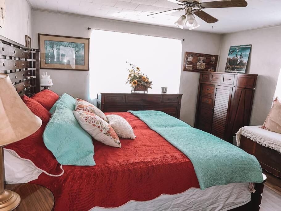 Quiet Farmhouse In The Country Close To Major Theme Parks Ridge Manor Экстерьер фото